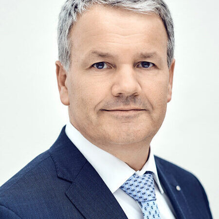 Felix Weber
Vorsitzender der Geschäftsleitung und Leiter Kunden- und Partnermanagement, SUVA