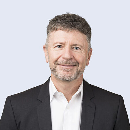 Hans Frey,
CEO, 
Swisscanto Fondsleitung AG